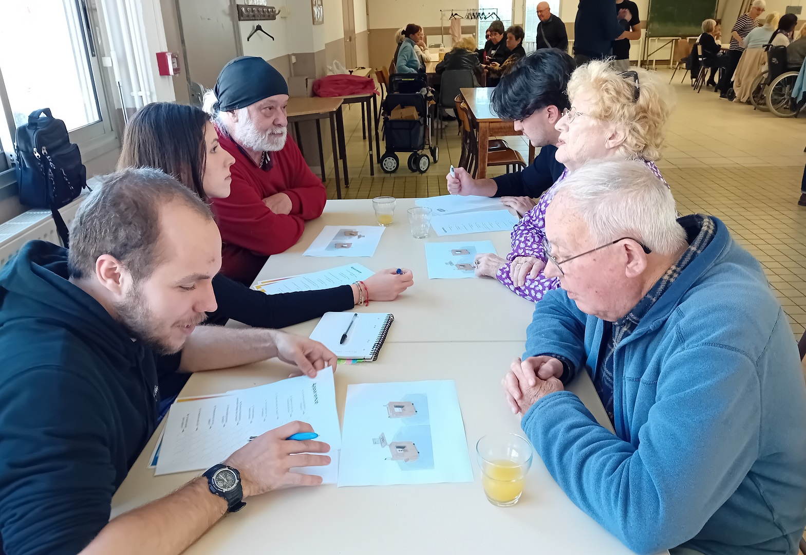 Lire la suite à propos de l’article 24/04/2025 Le meuble Co-bien est testé chez les Petits Frères des Pauvres