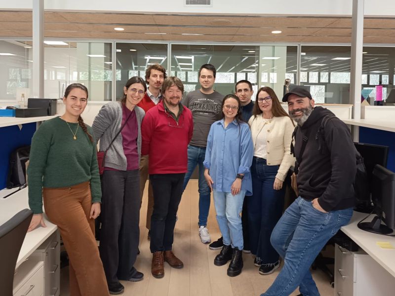Lee más sobre el artículo Dos prototipos del mobiliario Co-bien se entregan a la Universidad de DEUSTO.